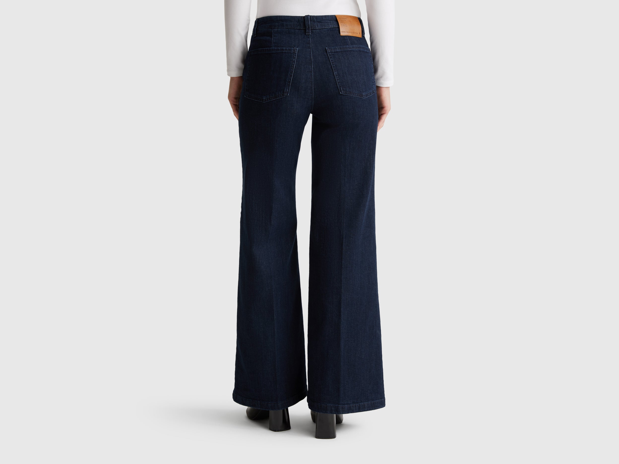 Jeans wide fit - ucb_image_B