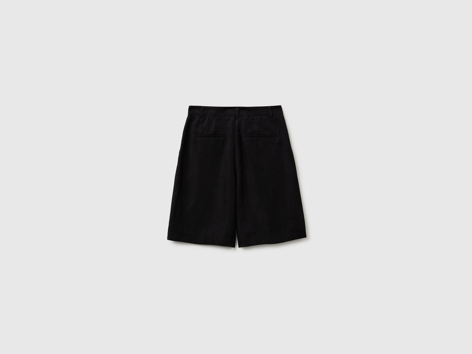 Bermudas com pregas 100% lyocell - ucb_image_BS