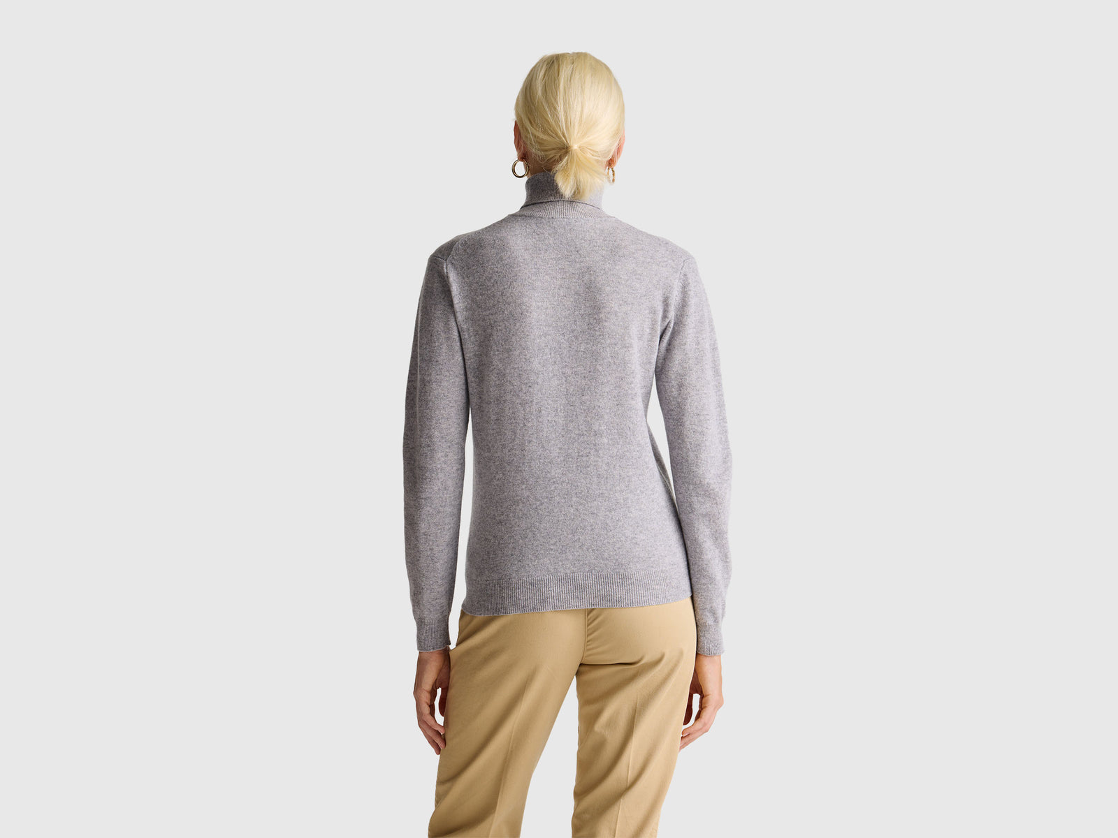 Camisola de gola alta cinza mélange em pura lã Merino - ucb_image_B