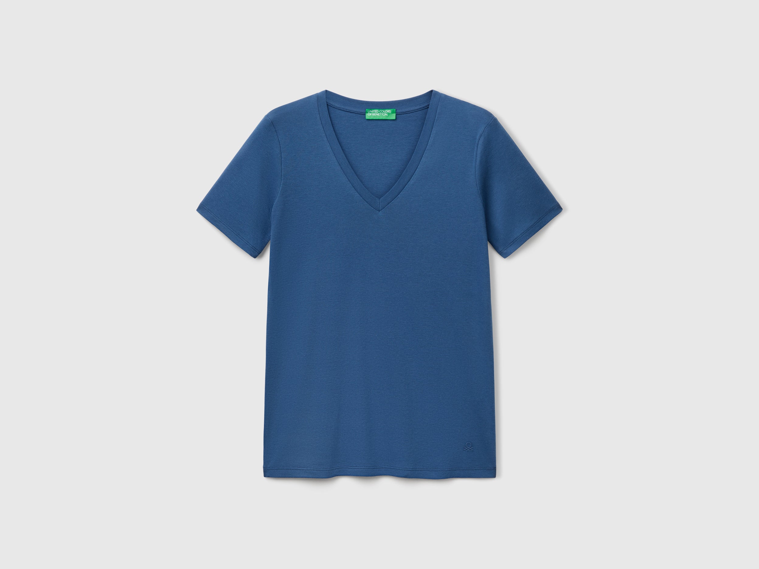 T-shirt azul força aérea em algodão puro com decote em V - ucb_image_FS