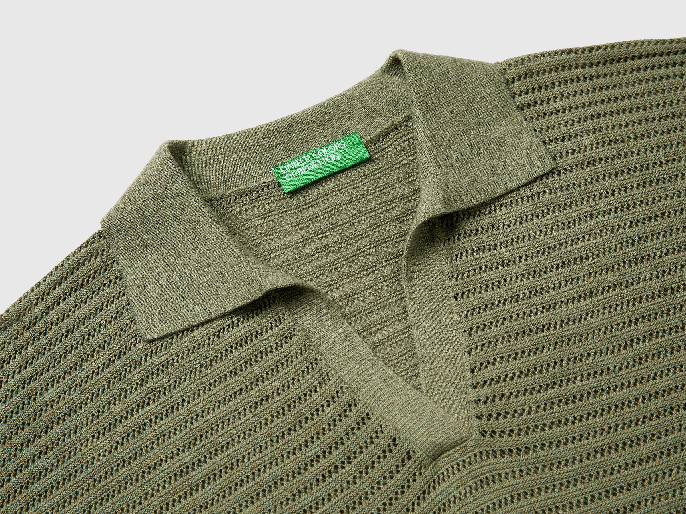 Perforated polo shirt in linen blend - ucb_image_DS1