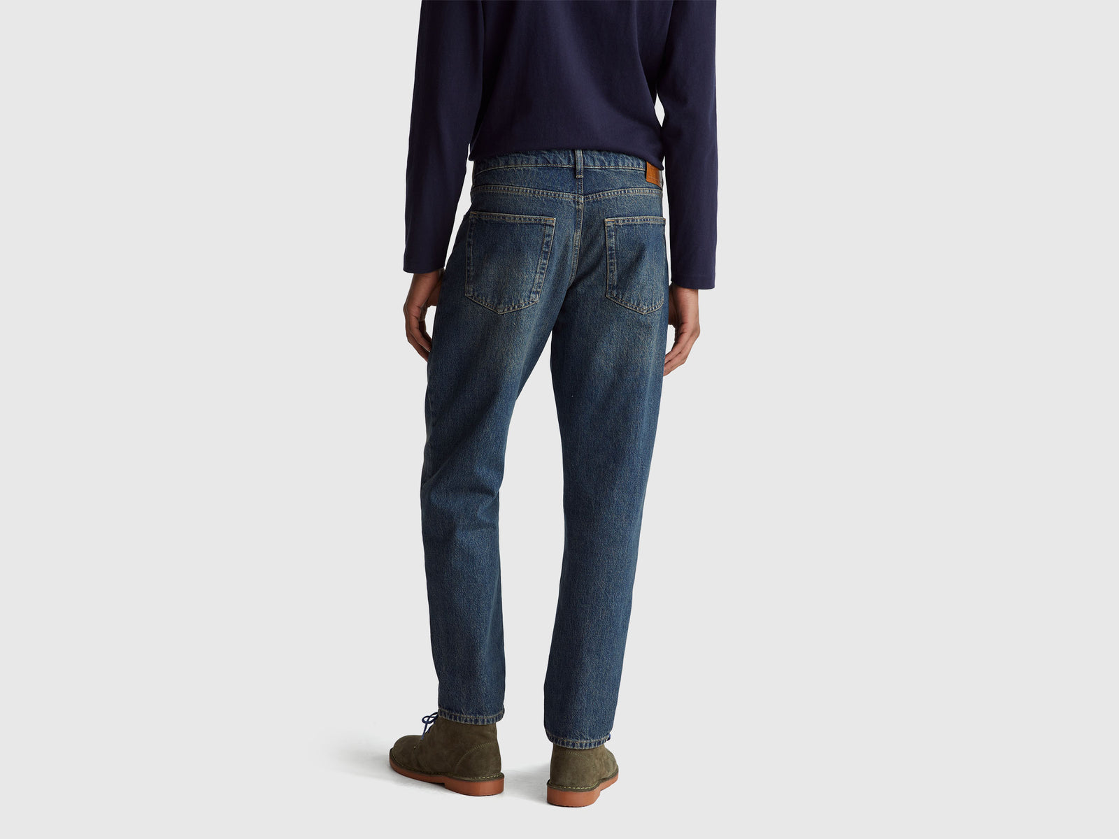 Jeans cinco bolsos tapered fit - ucb_image_B