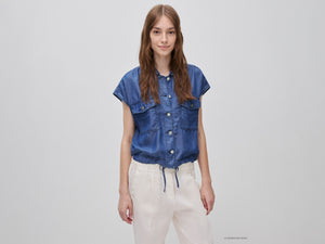 Giacca smanicata in chambray