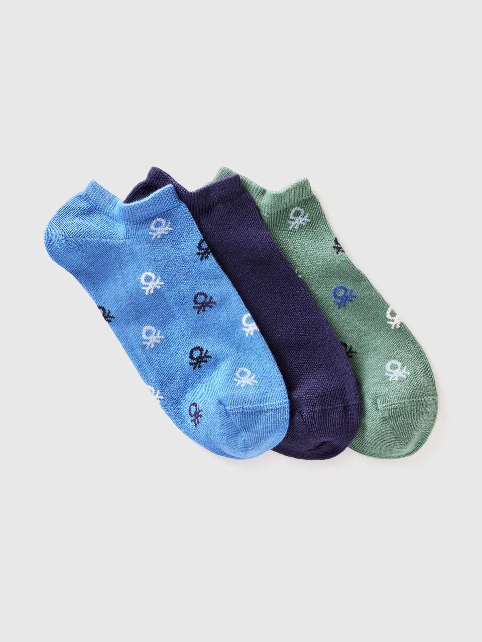 Three pairs of short socks - ucb_image_FS