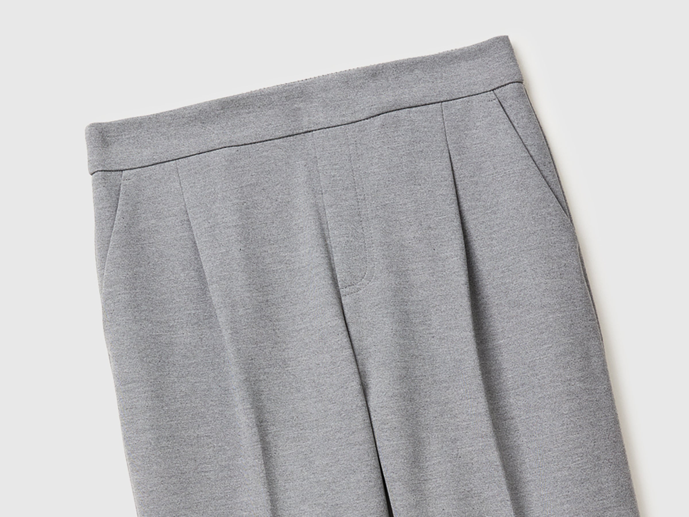 Regular fit trousers with crease - ucb_image_DS1