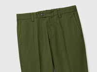 Slim-fit chinos in lightweight cotton - ucb_image_FY