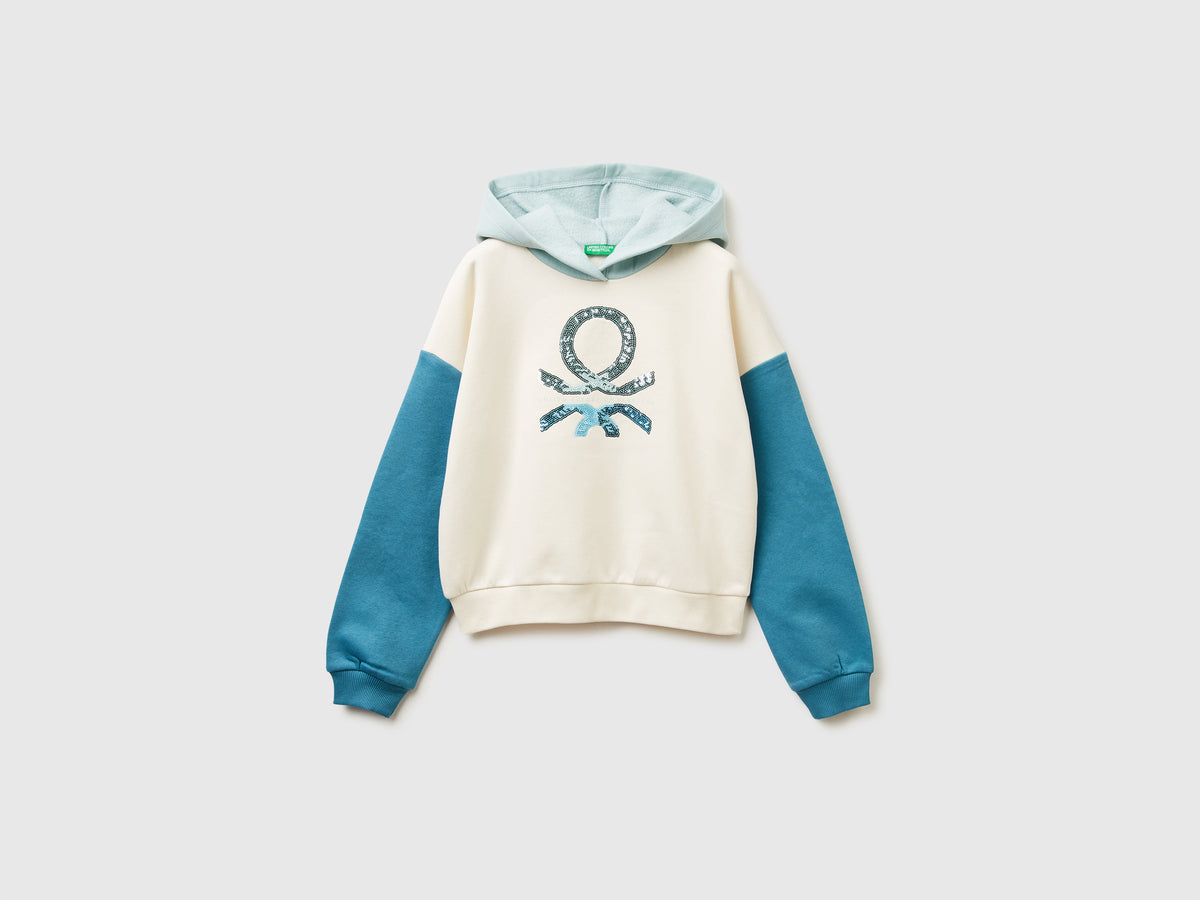 Casaco com fecho de correr e lantejoulas - ucb_image_FS