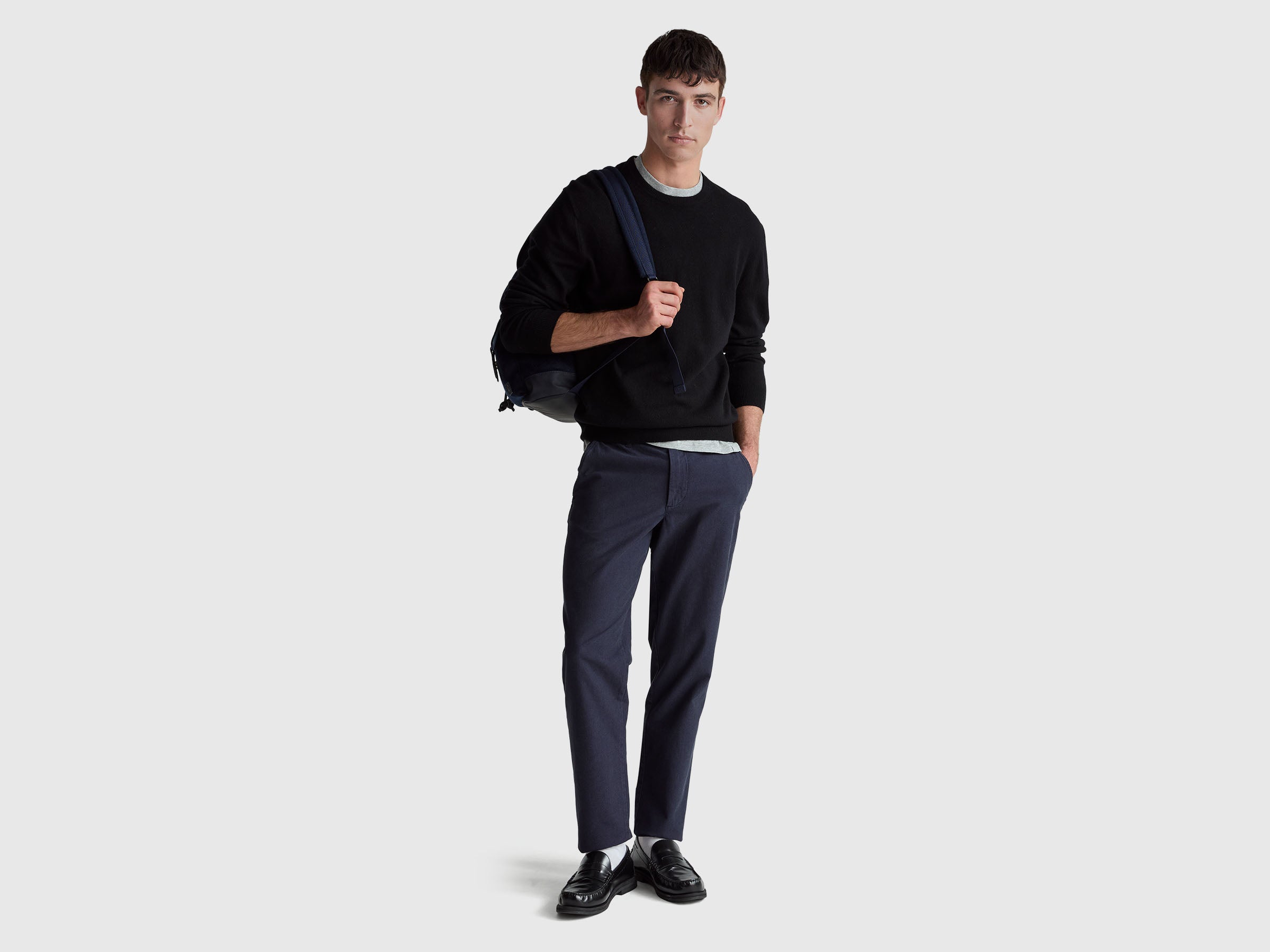 Black sweater in pure Merino wool - ucb_image_FY