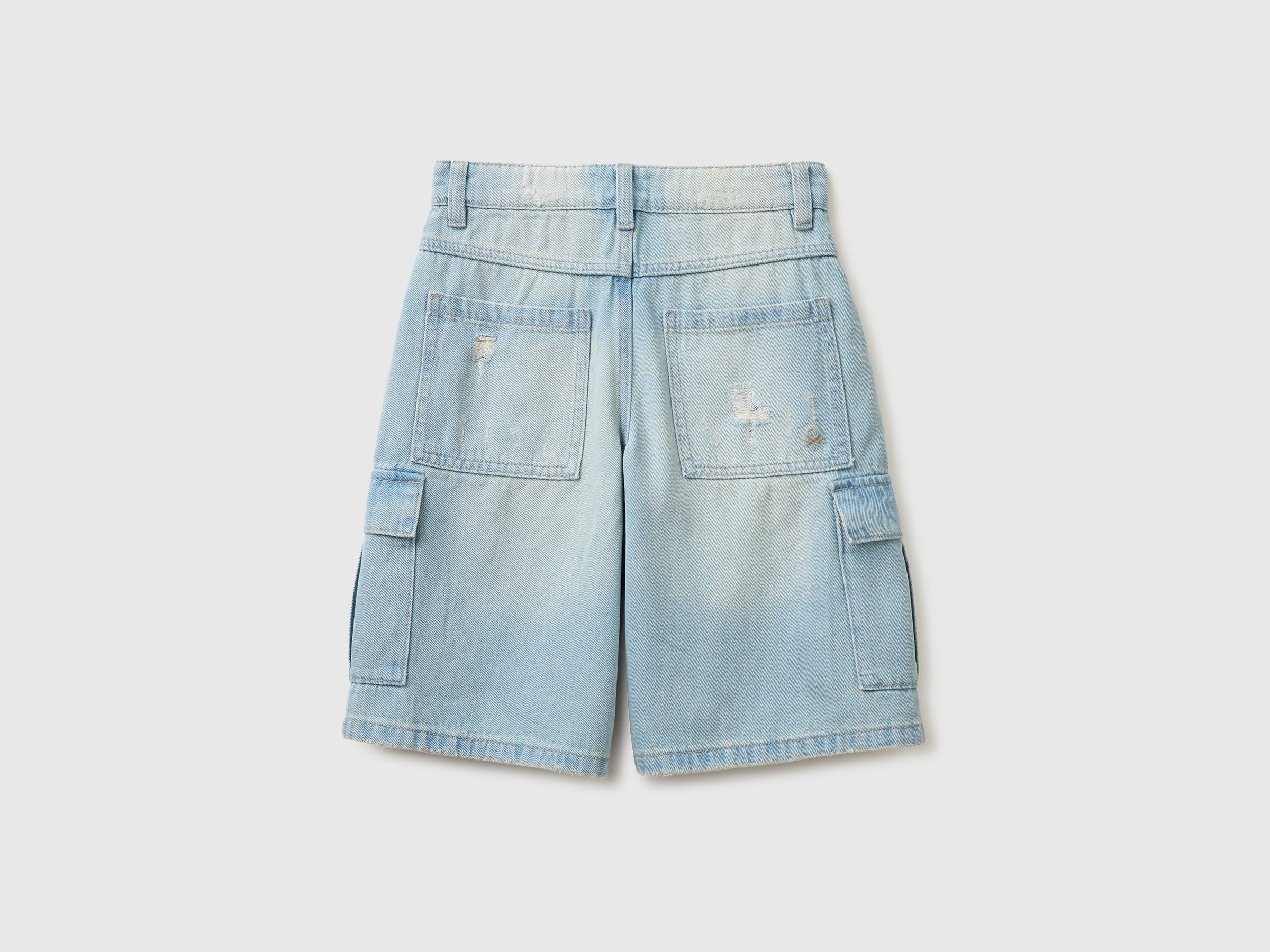 Denim Bermuda shorts with pockets - ucb_image_BS