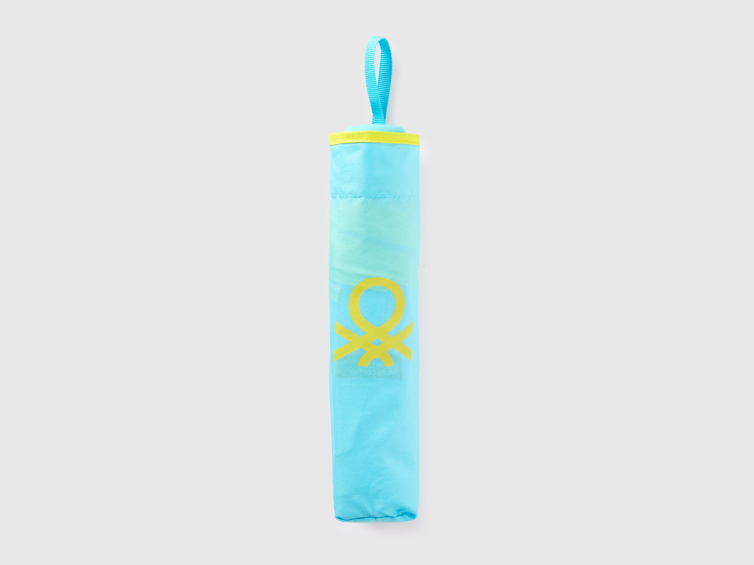 Guarda-chuva azul-claro - ucb_image_FS