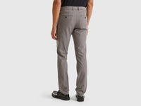 Chinos slim fit em algodão stretch - ucb_image_B