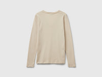 T-shirt bege com decote em V - ucb_image_BS