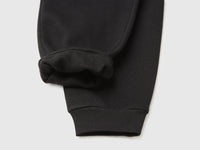 Joggers em felpo quente com patch - ucb_image_DS1