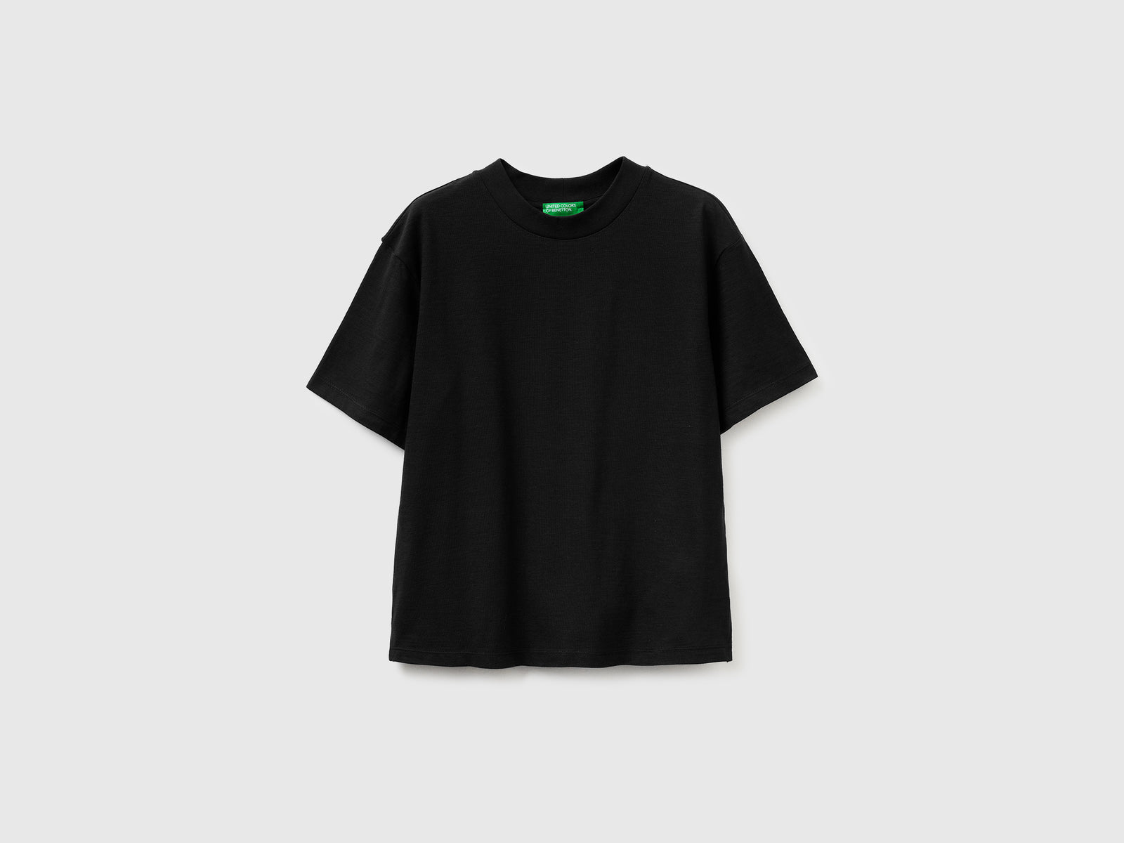 Crew neck t-shirt in lightweight cotton - ucb_image_FS