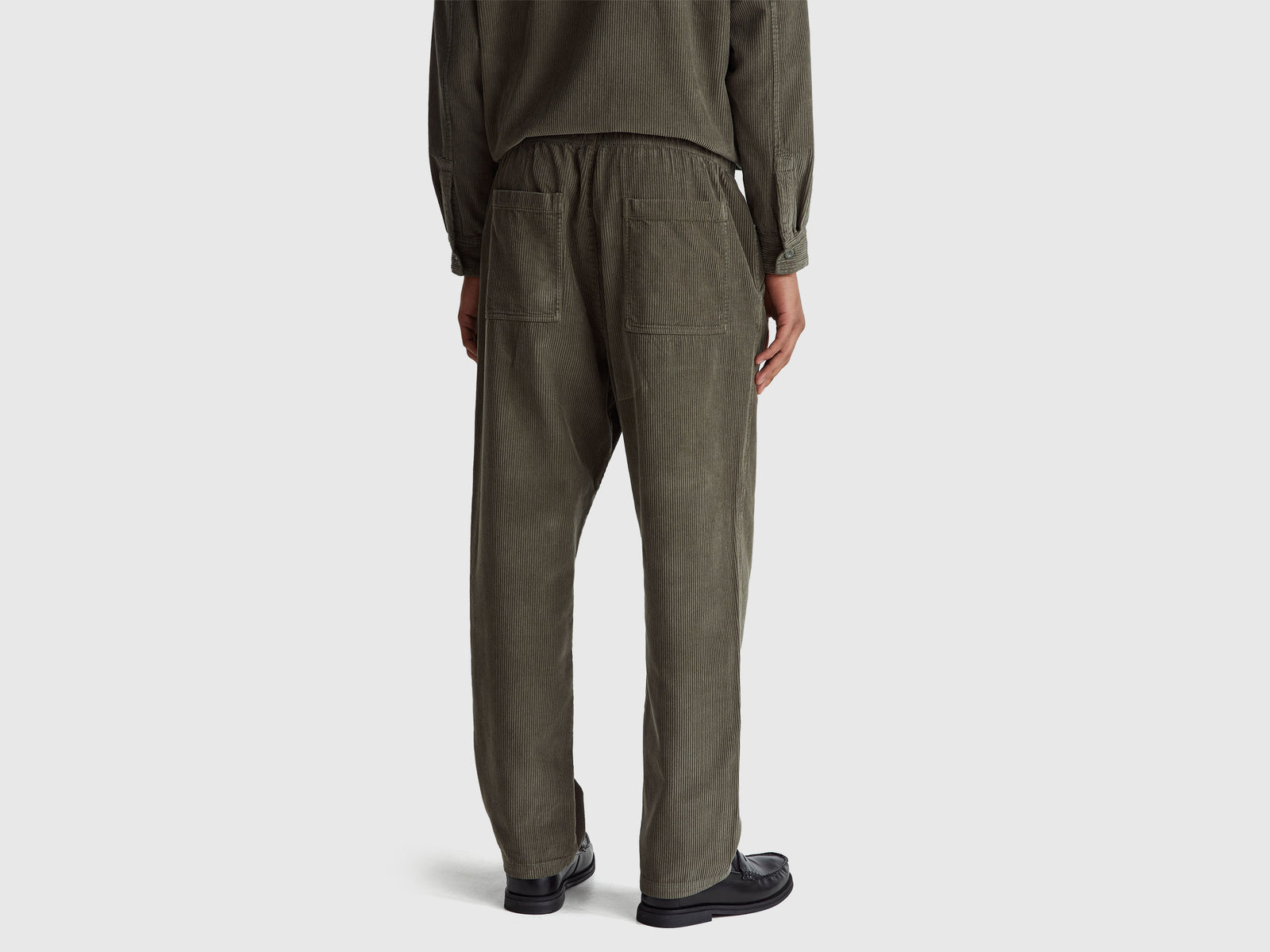 Joggers de veludo - ucb_image_B