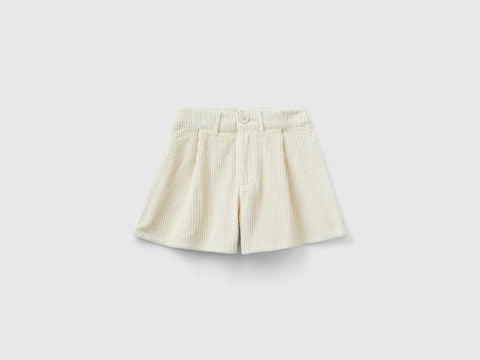 Bermudas em veludo canelado - ucb_image_FS