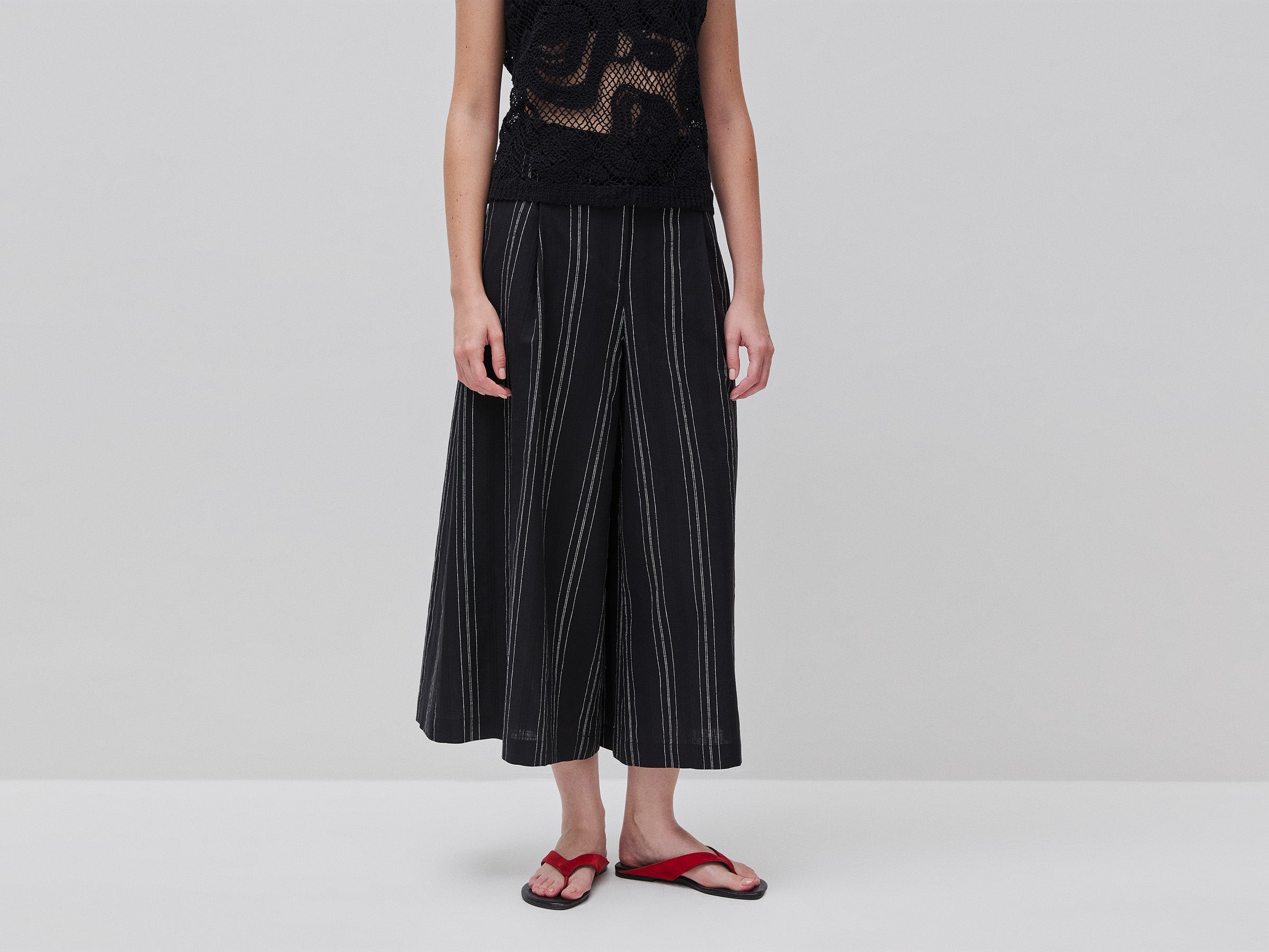 Calças amplas às riscas em mistura de linho - ucb_image_F