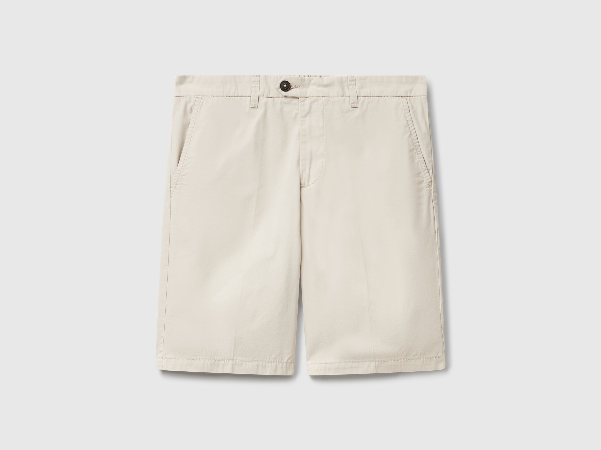Lightweight cotton chino Bermuda shorts - ucb_image_FS