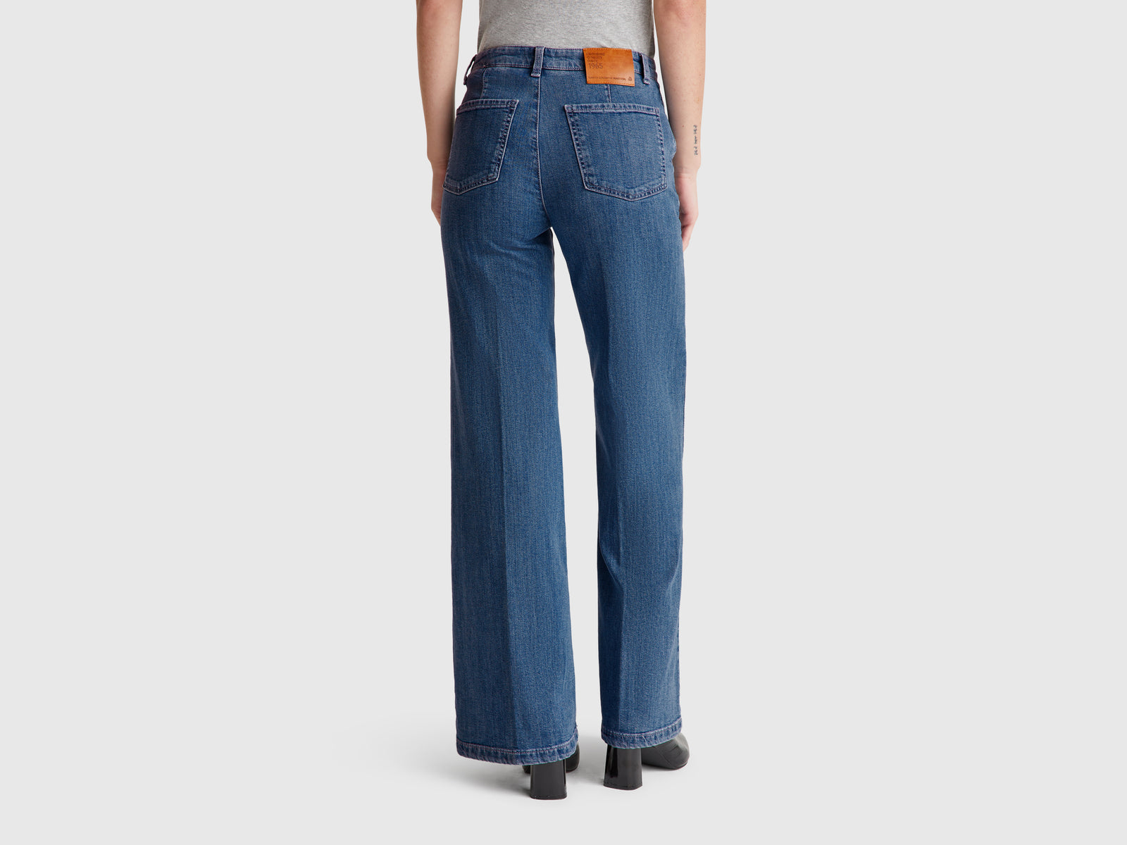 Jeans wide fit - ucb_image_B