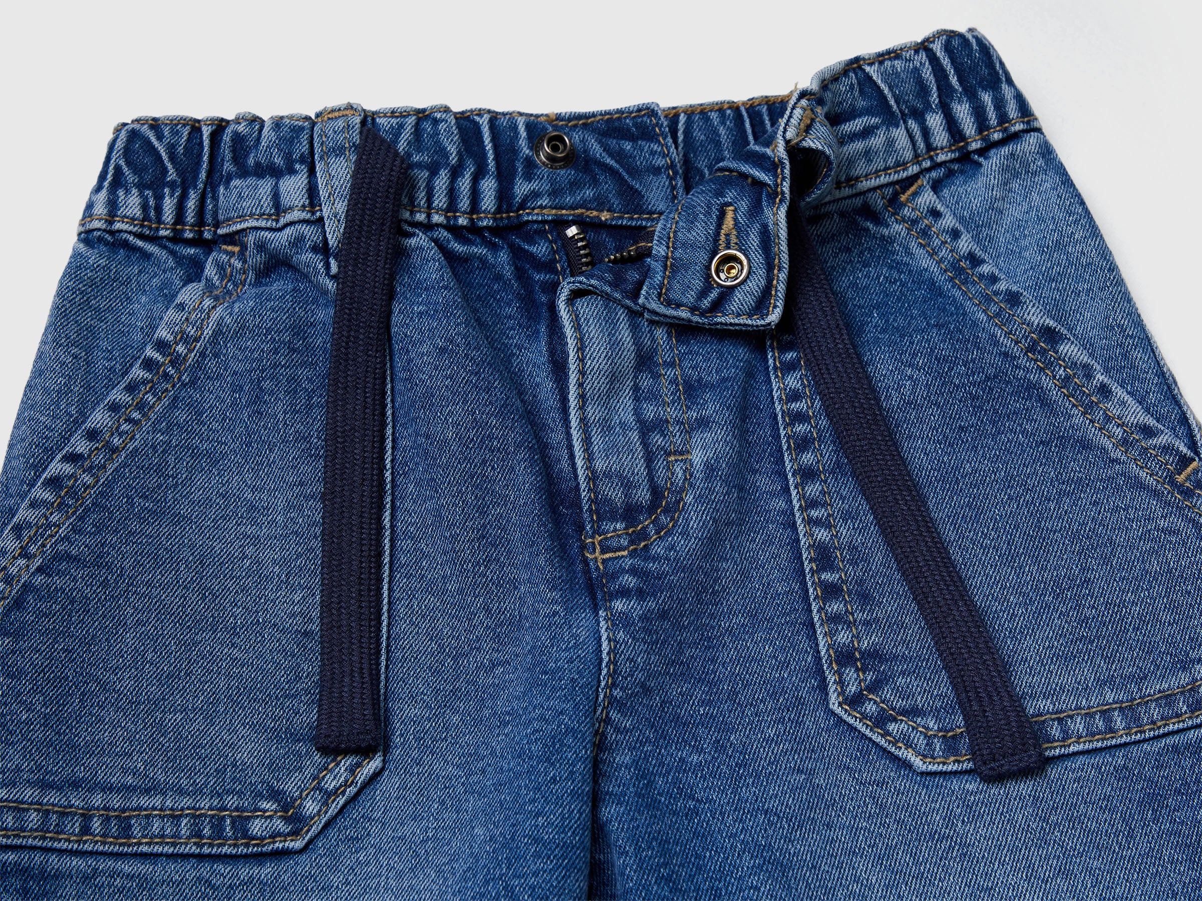 Jeans carrot fit - ucb_image_DS1