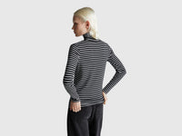 T-shirt de gola alta às riscas - ucb_image_B