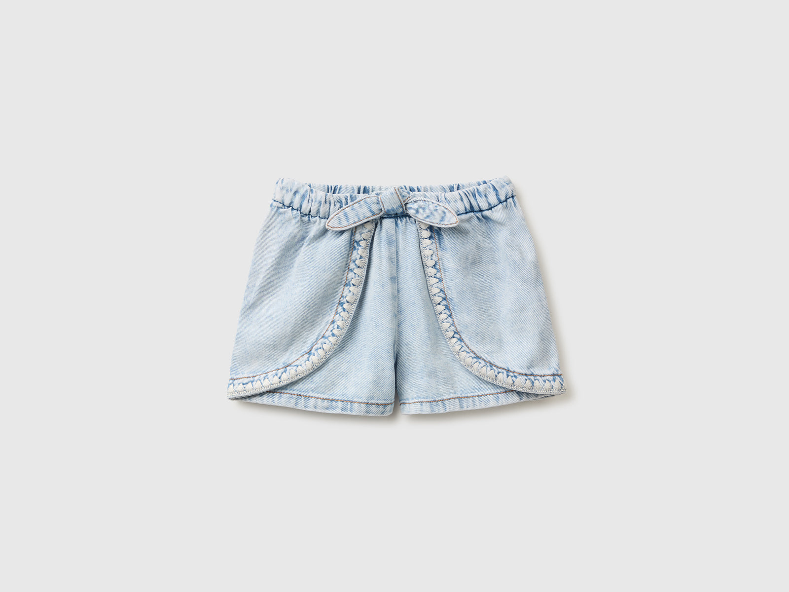 Denim shorts with knot - ucb_image_FS