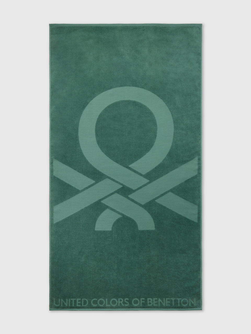 Green beach towel - ucb_image_FS