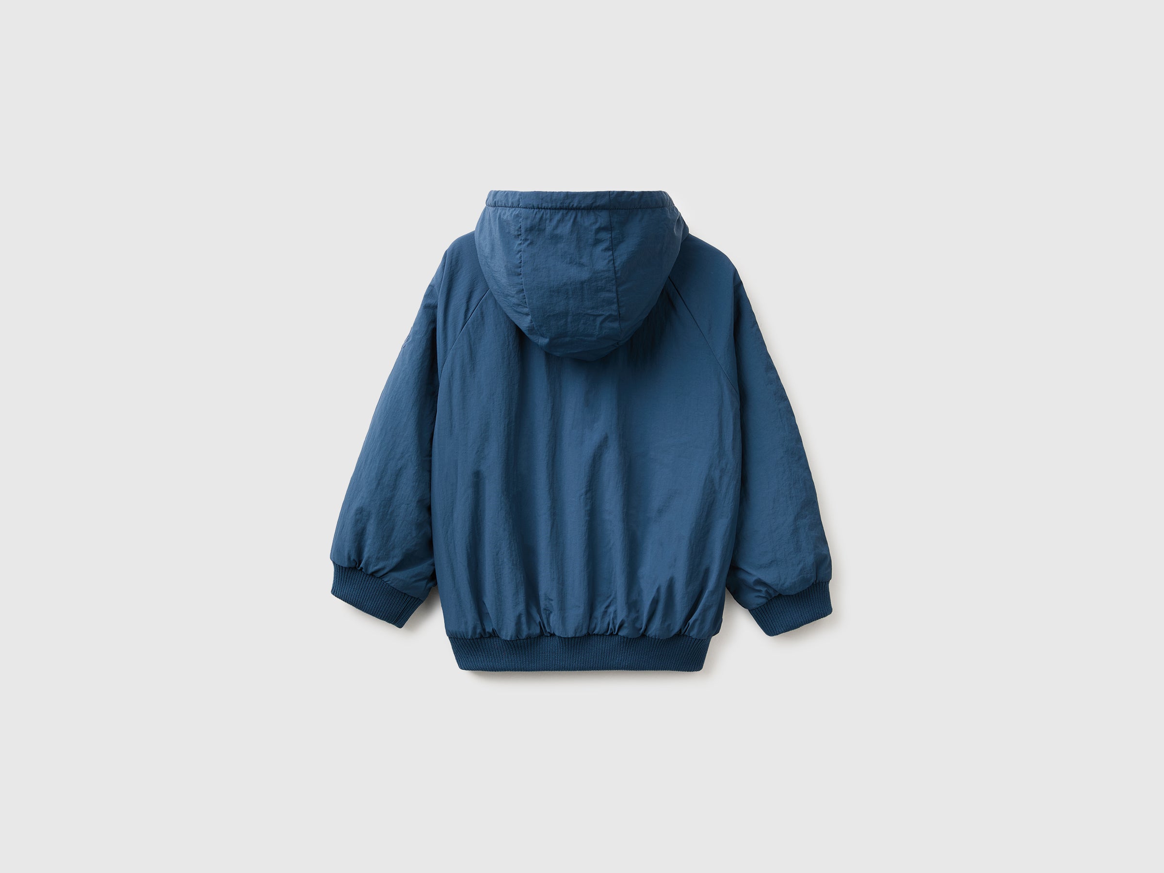 Blusão em nylon com capuz - ucb_image_BS