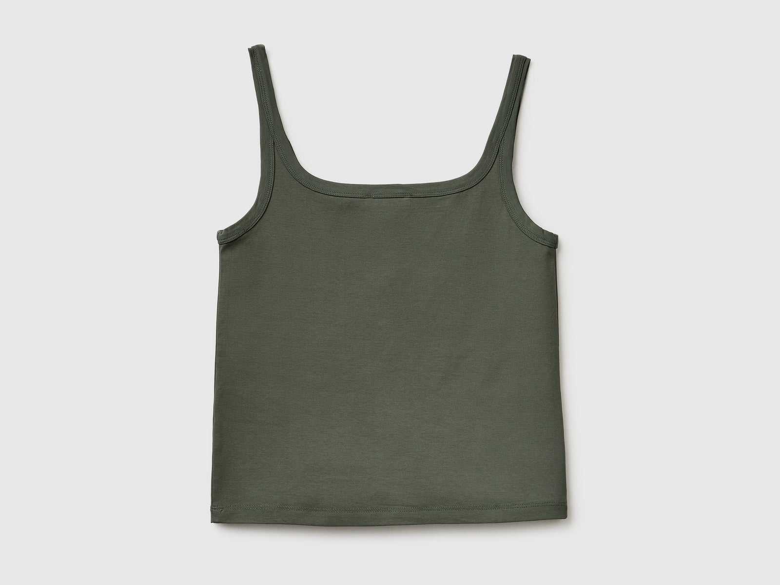 Slim-fit top - ucb_image_BS