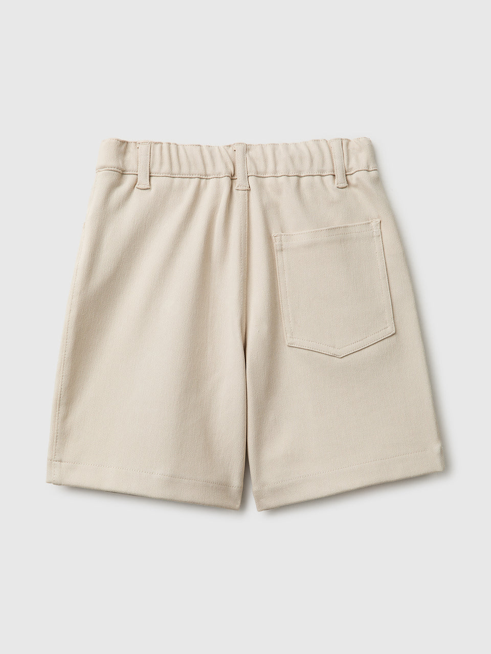 Bermudas em twill stretch - ucb_image_BS