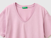 V-neck t-shirt in lightweight cotton - ucb_image_DS1