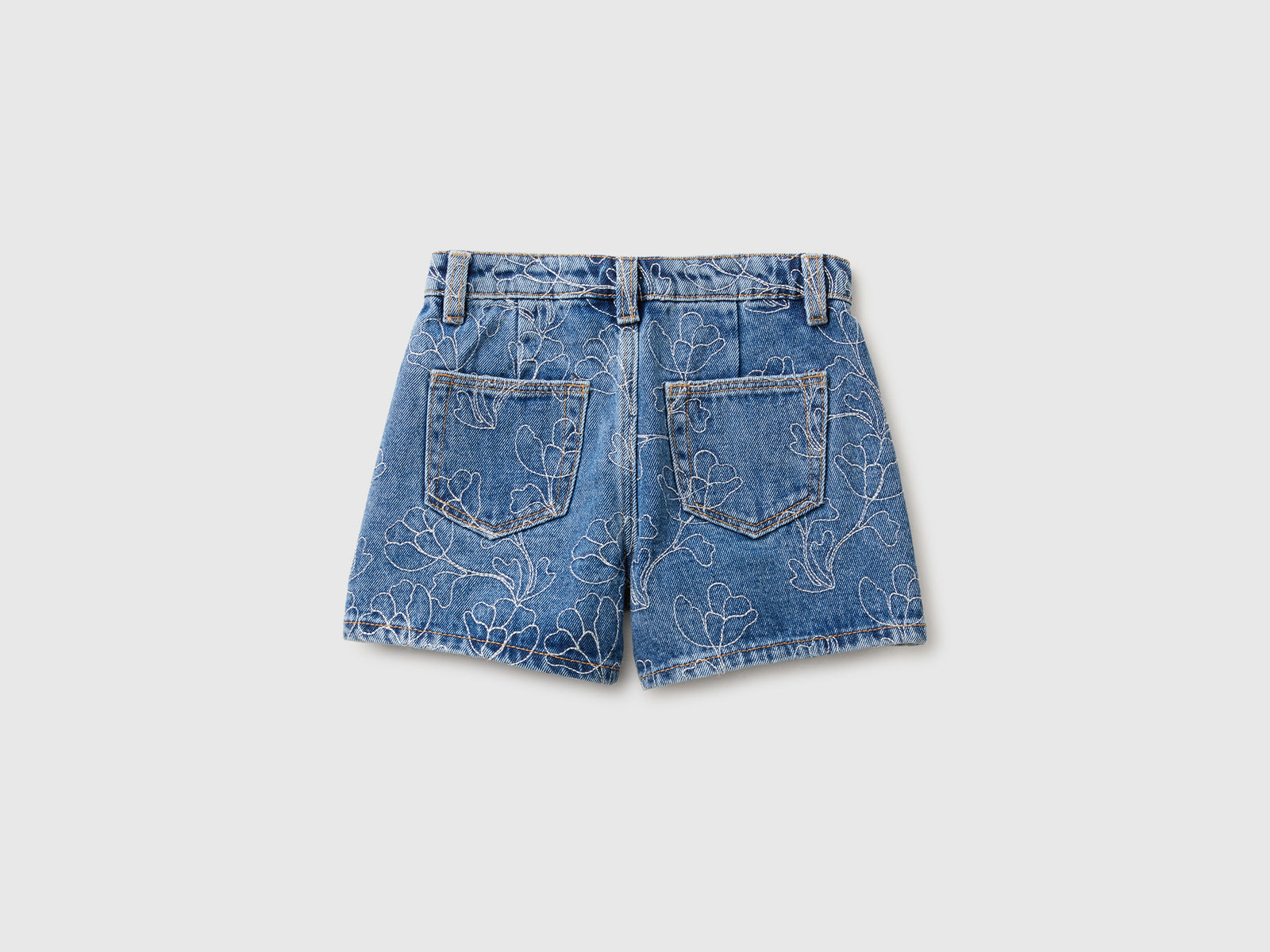 Denim shorts with embroidery - ucb_image_BS