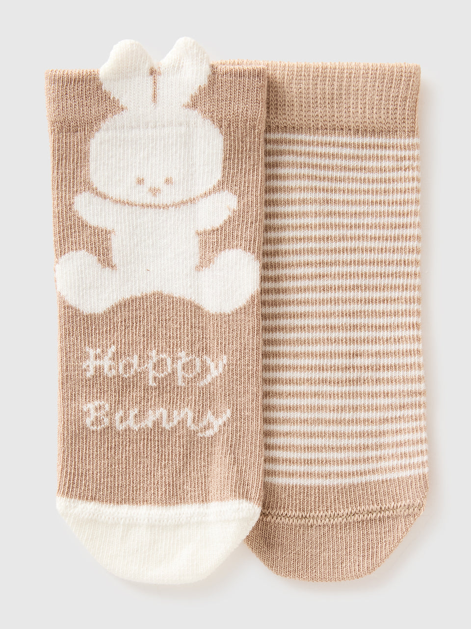 Set of socks with stripes and bunny - ucb_image_FS