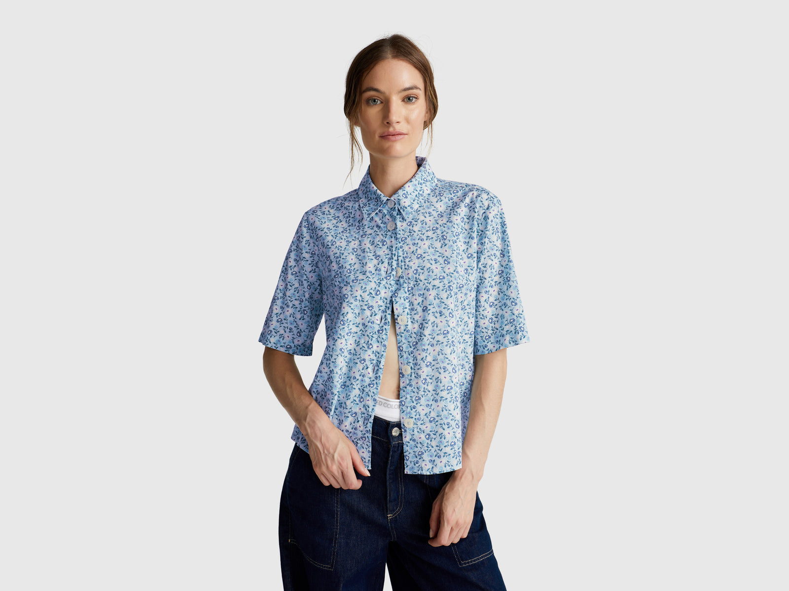 Short sleeve patterned shirt