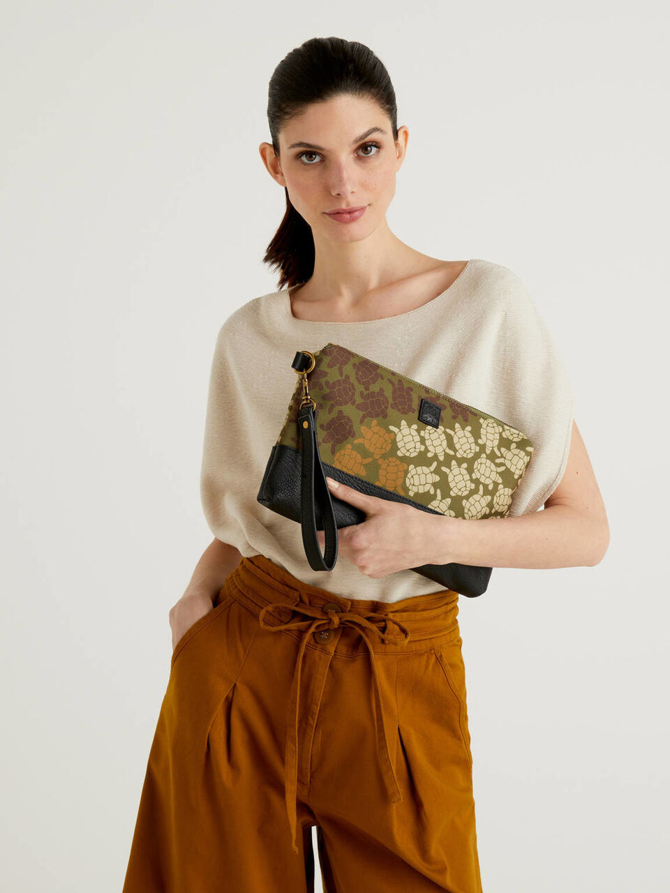 Pochette in canvas image number 2