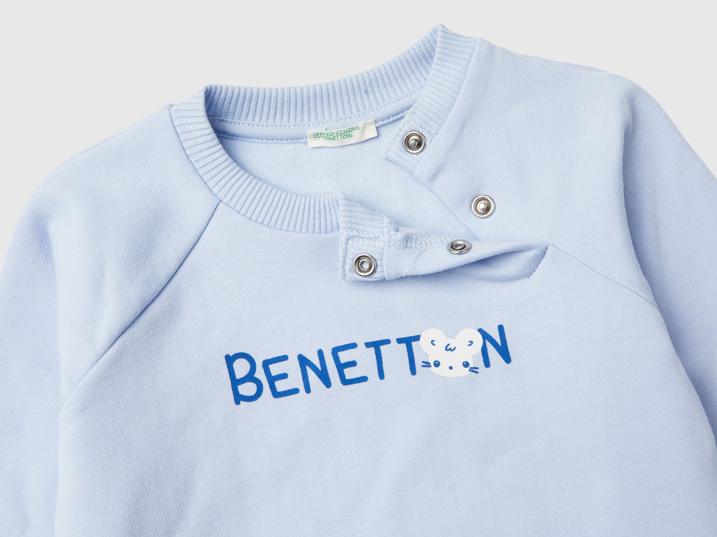 Completino in felpa leggera Celeste Benetton