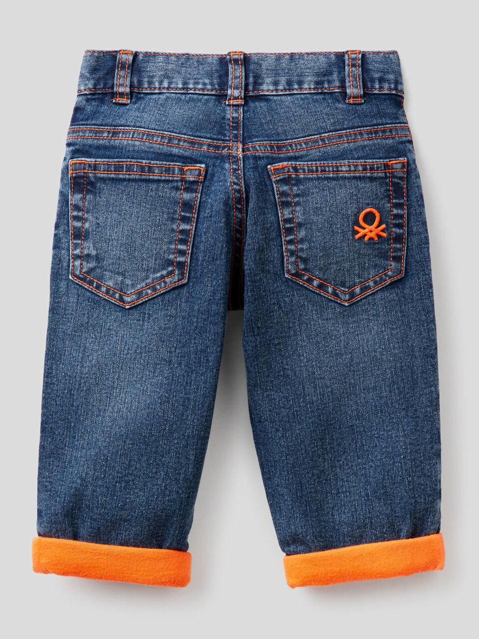 Jeans con dettagli fluo image number 2