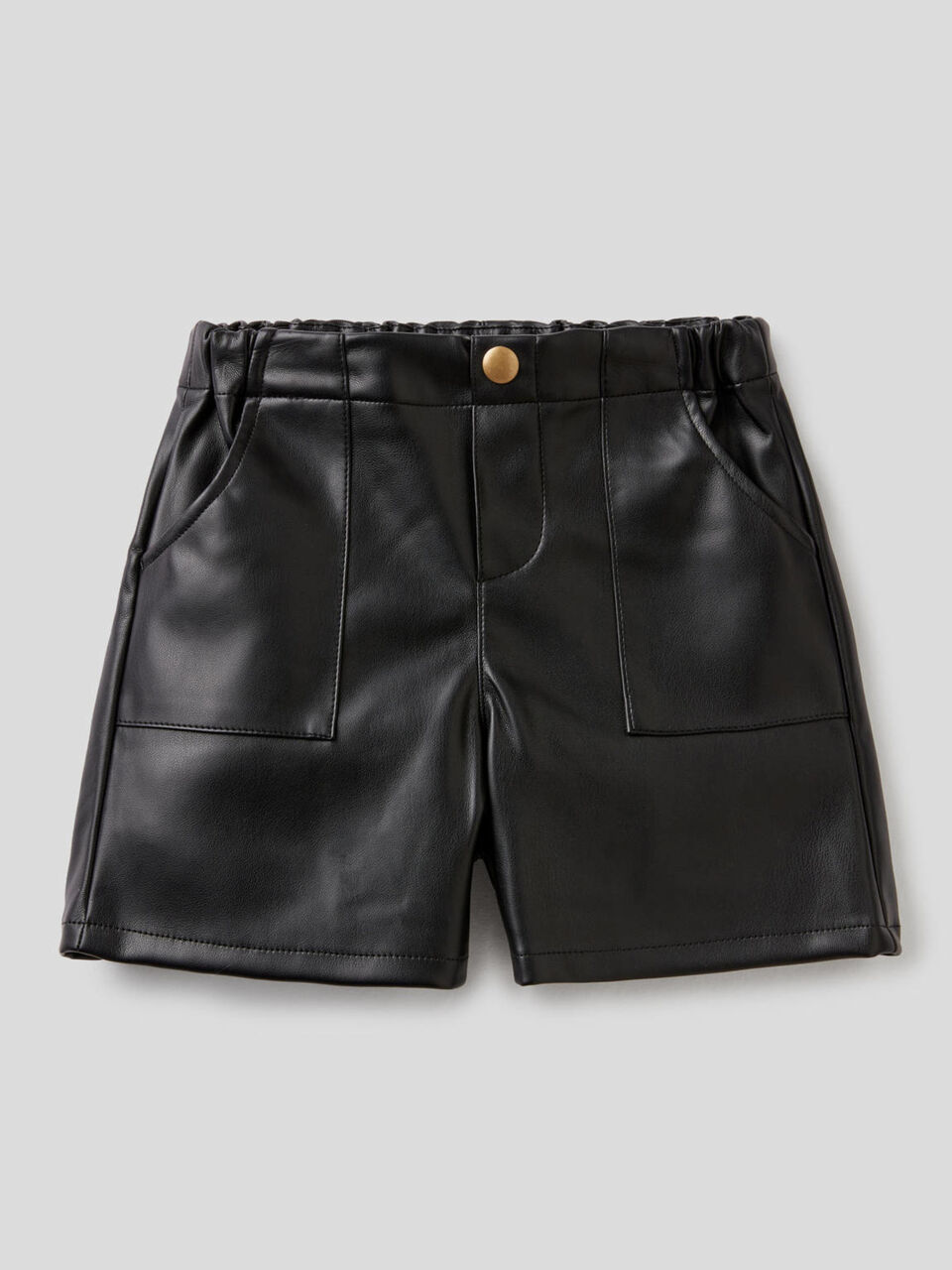 Shorts in tessuto spalmato image number 1