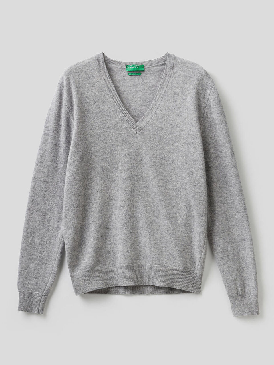 Maglia con scollo a V in pura lana vergine image number 1