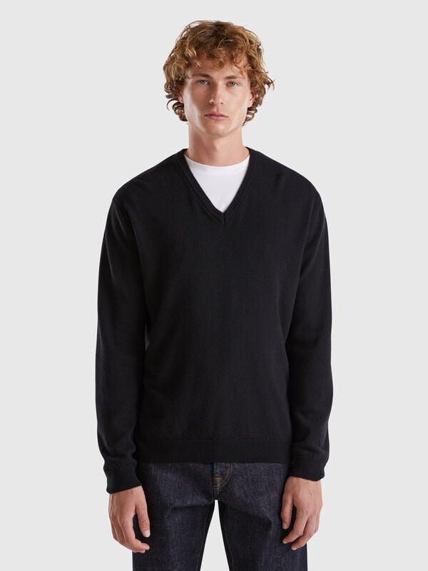 Maglia scollo a V nera in pura lana Merino Uomo