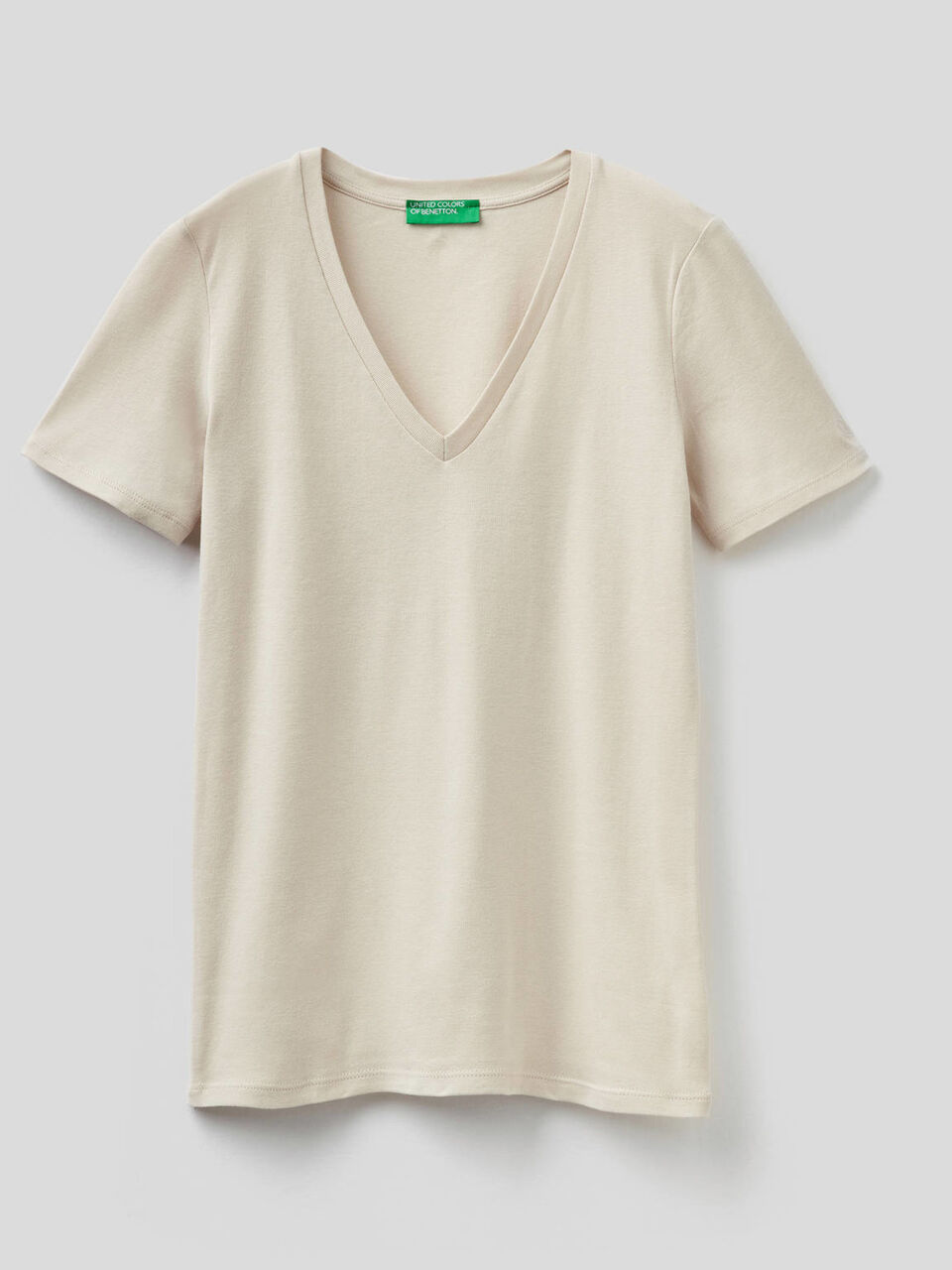 T-shirt in puro cotone con scollo a V image number 1