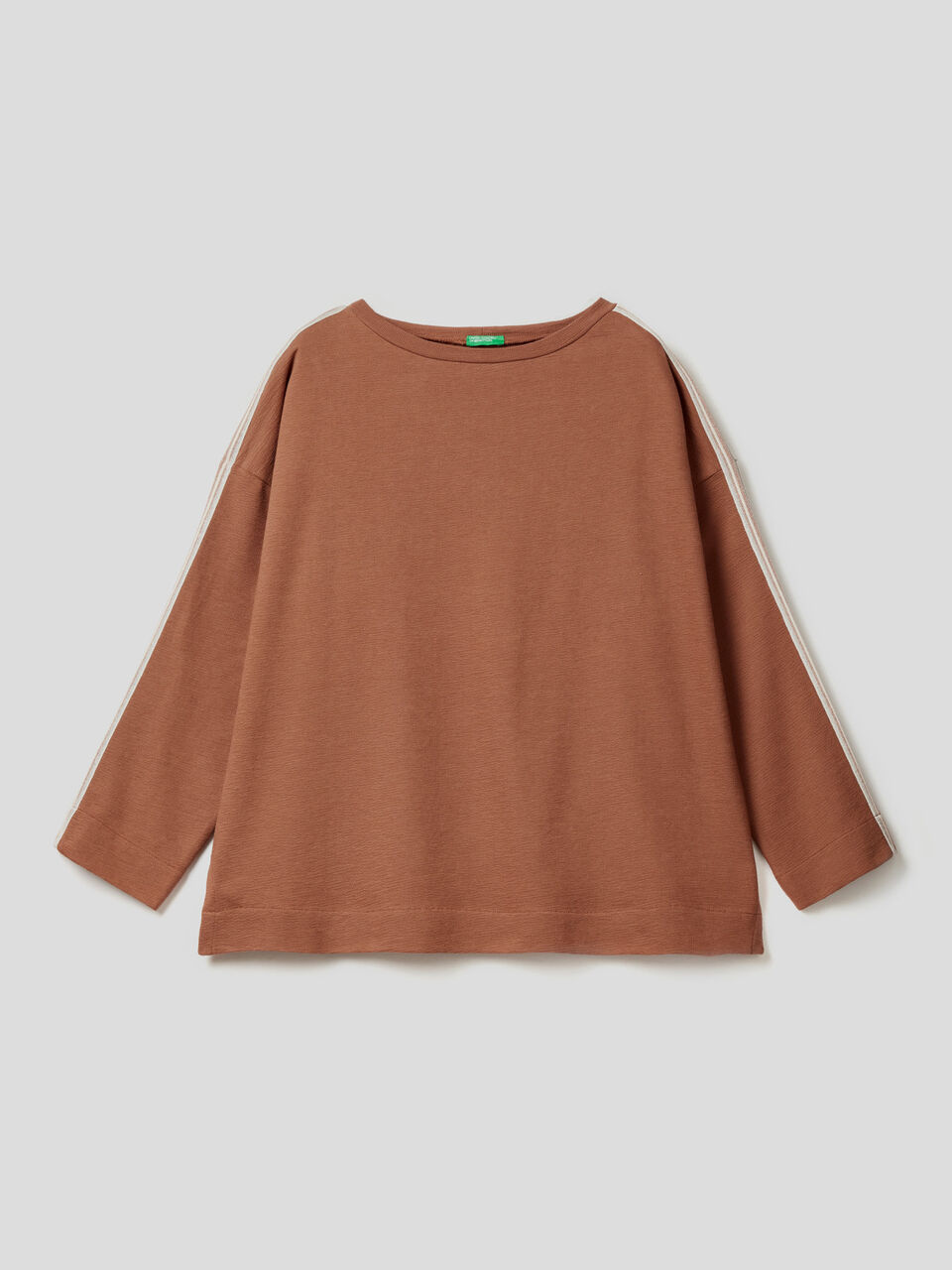 T-shirt boxy in 100% cotone biologico image number 1