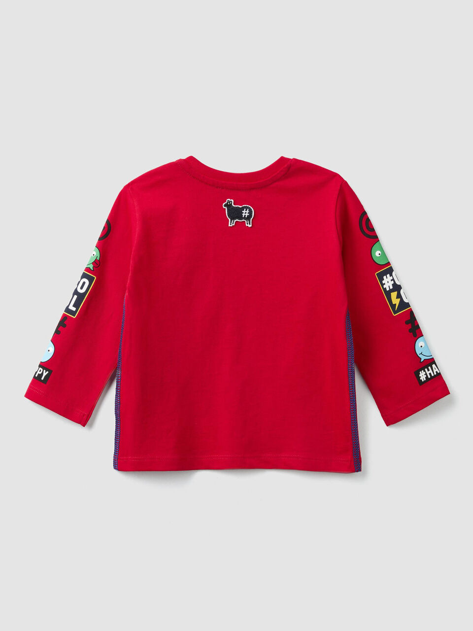 T-shirt con patch e stampe image number 2
