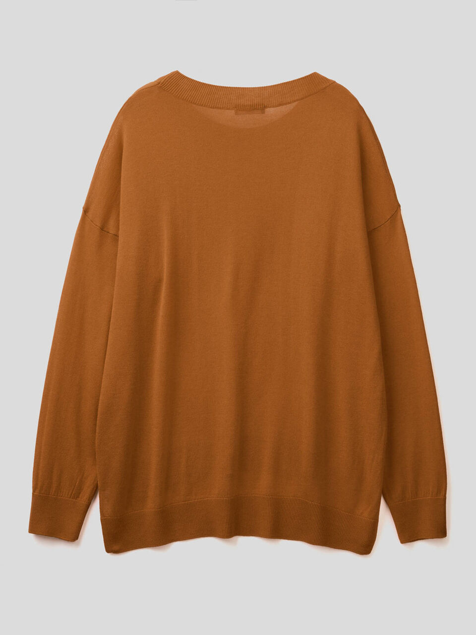 Maglia con spacchetti dal fit morbido image number 2