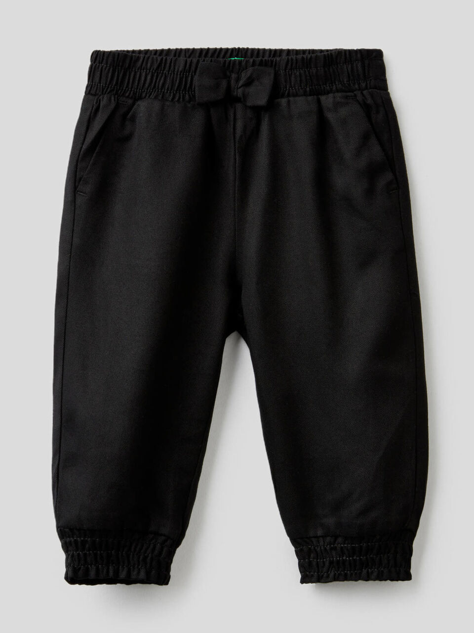 Pantaloni con fiocchetto image number 1