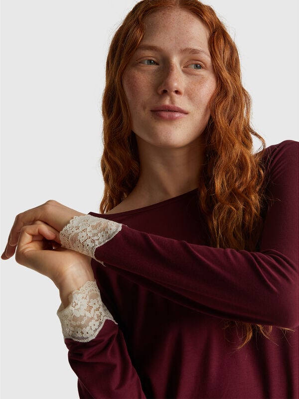 Maglia fluida con pizzo Donna