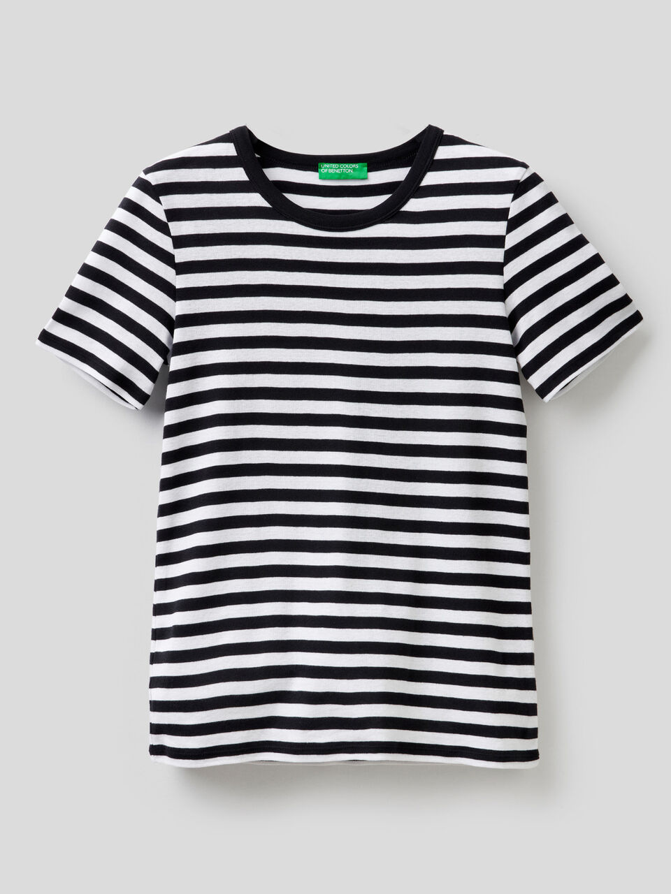 T-shirt girocollo a righe image number 1