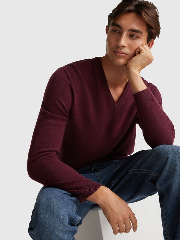 Maglia scollo a V prugna in pura lana Merino Uomo