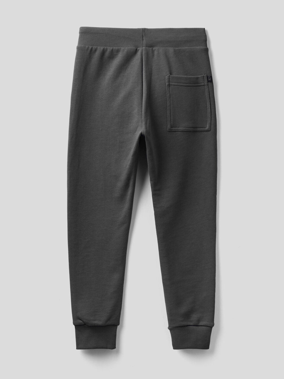 Pantaloni sportivi con coulisse image number 2