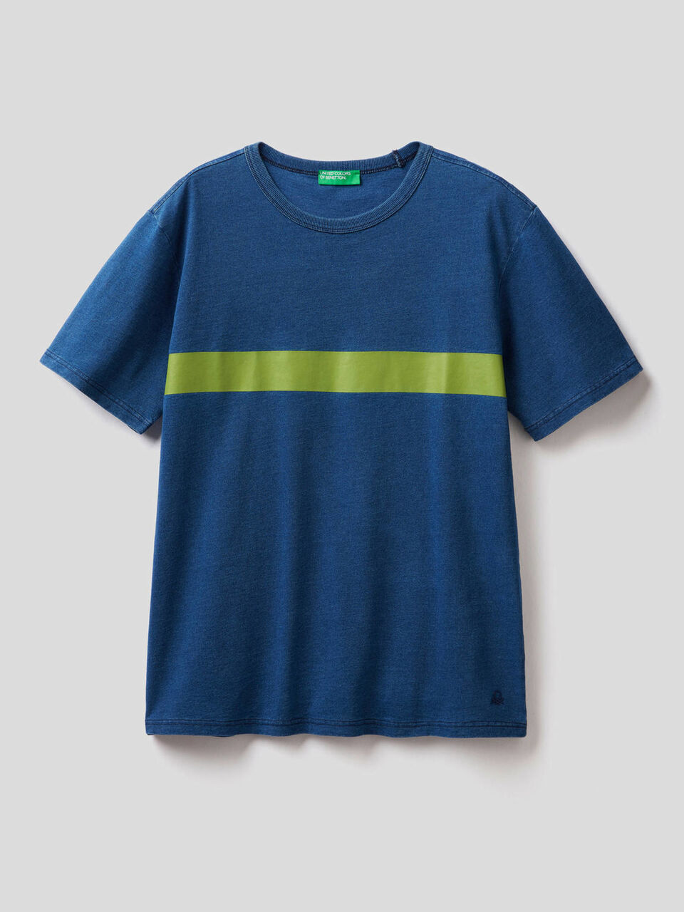 T-shirt in puro cotone con tintura indaco image number 1